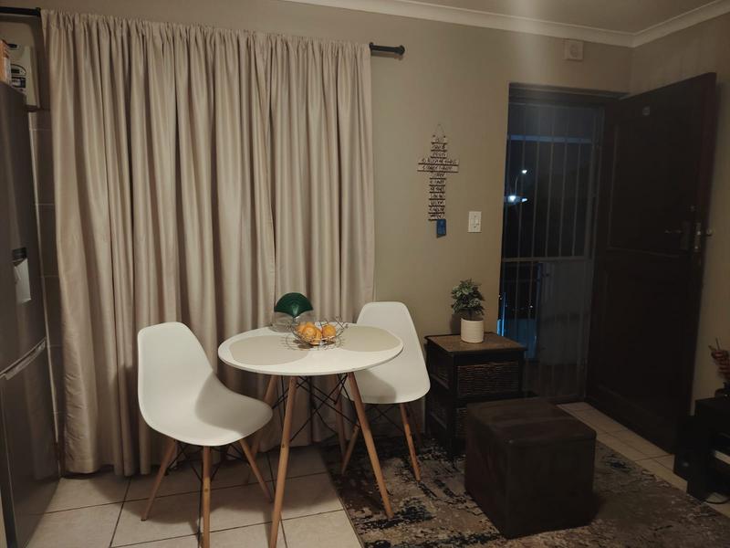 To Let 1 Bedroom Property for Rent in Ferndale Western Cape